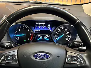 Used 2017 Ford Kuga Titanium Pearl White - Interior and Exterior details 11