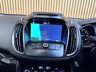Used 2017 Ford Kuga Titanium Pearl White - Interior and Exterior details 13