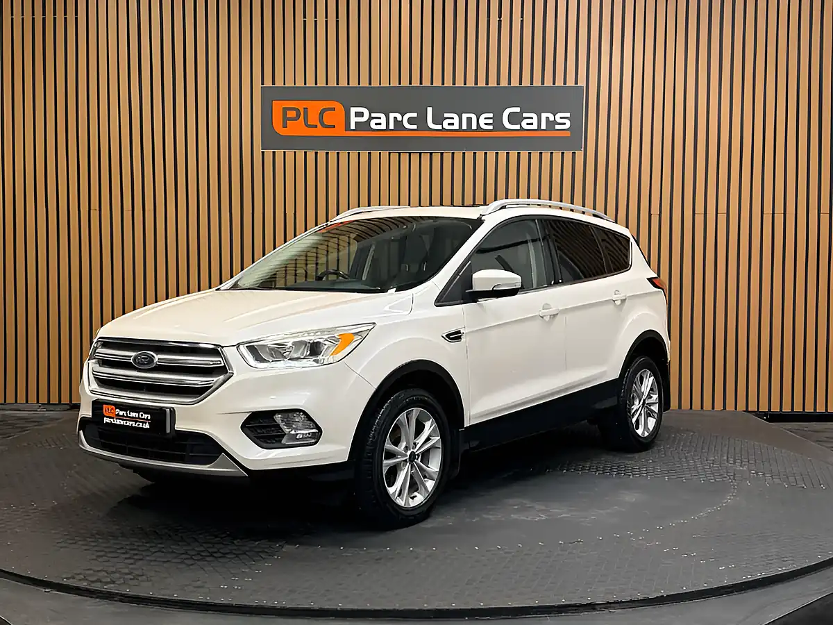 Used 2017 Ford Kuga Titanium Pearl White - Interior and Exterior details 7