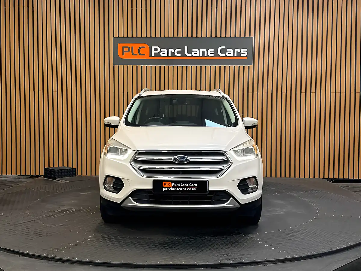 Used 2017 Ford Kuga Titanium Pearl White - Interior and Exterior details 8