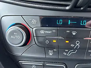 Used 2017 Ford Kuga Titanium Red - Interior and Exterior details 17