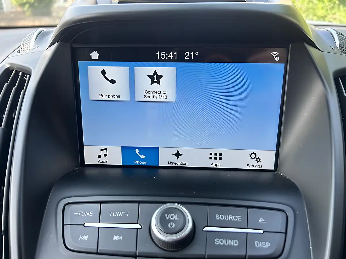 Used 2017 Ford Kuga Titanium Red - Interior and Exterior details 18