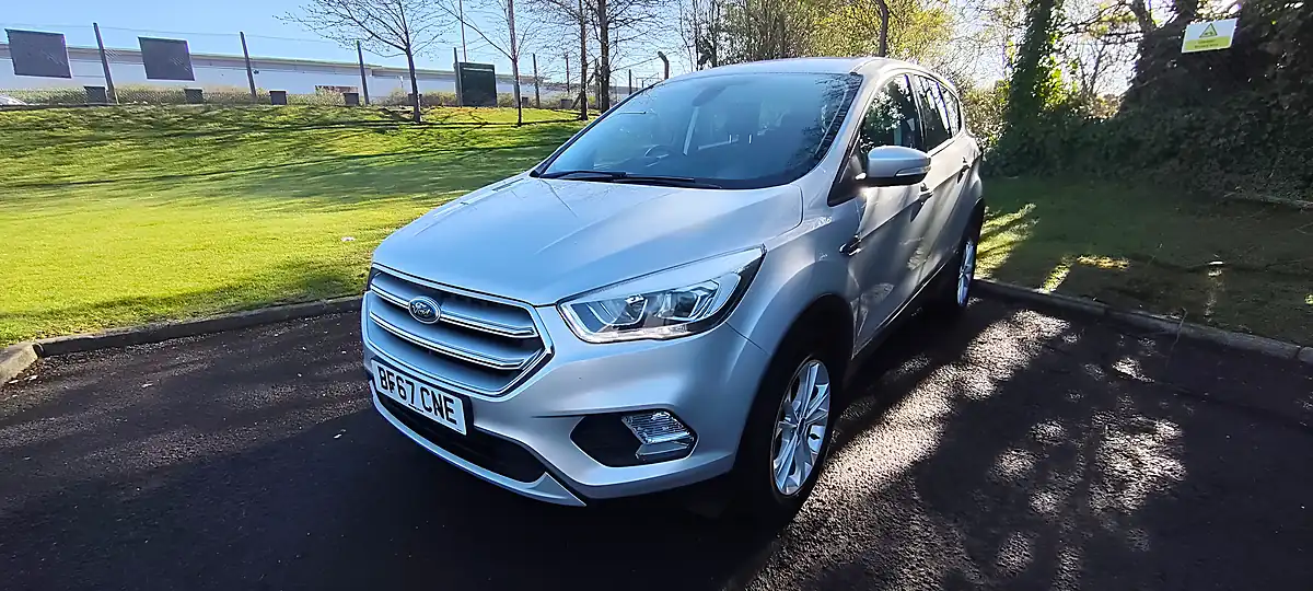 Used 2017 Ford Kuga Titanium Silver - Front View