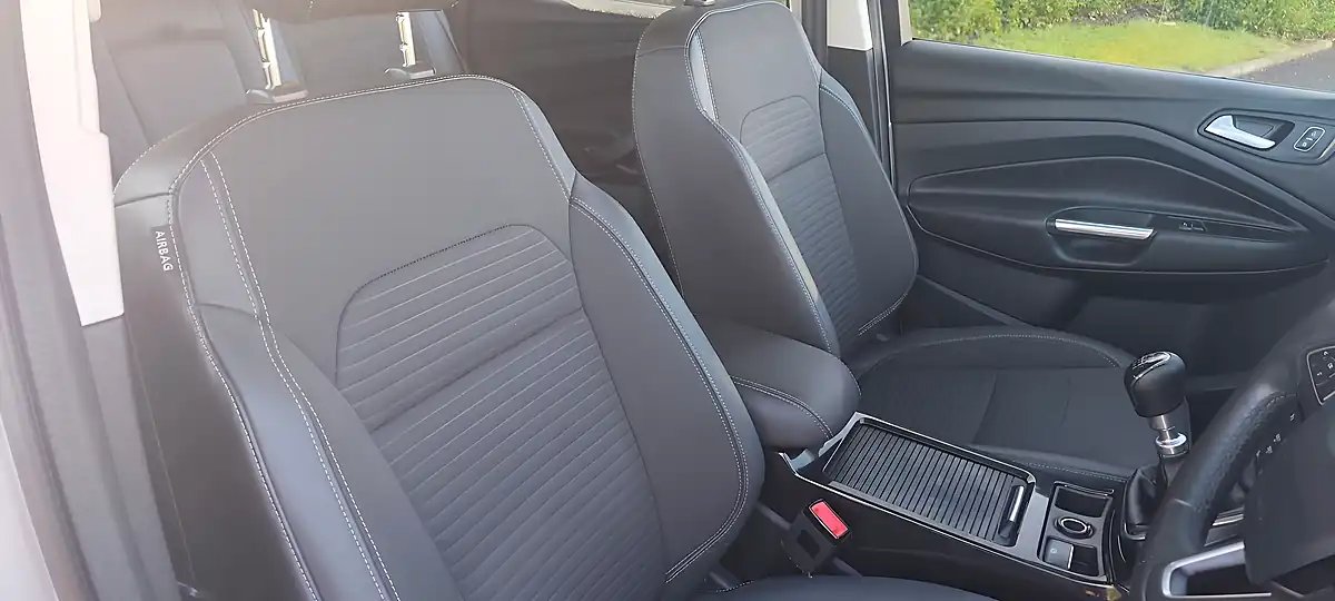 Used 2017 Ford Kuga Titanium Silver - Interior and Exterior details 11