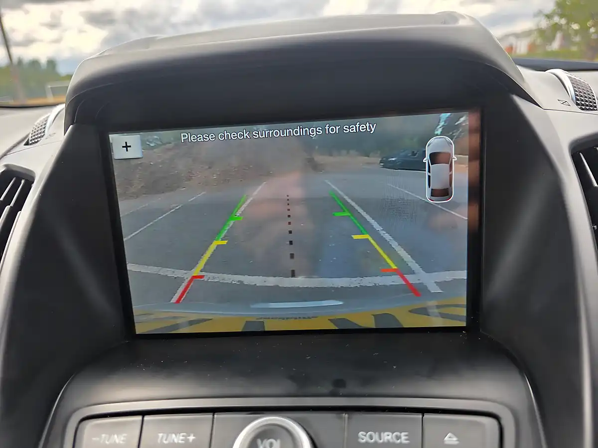 Used 2017 Ford Kuga Titanium Silver - Interior and Exterior details 14