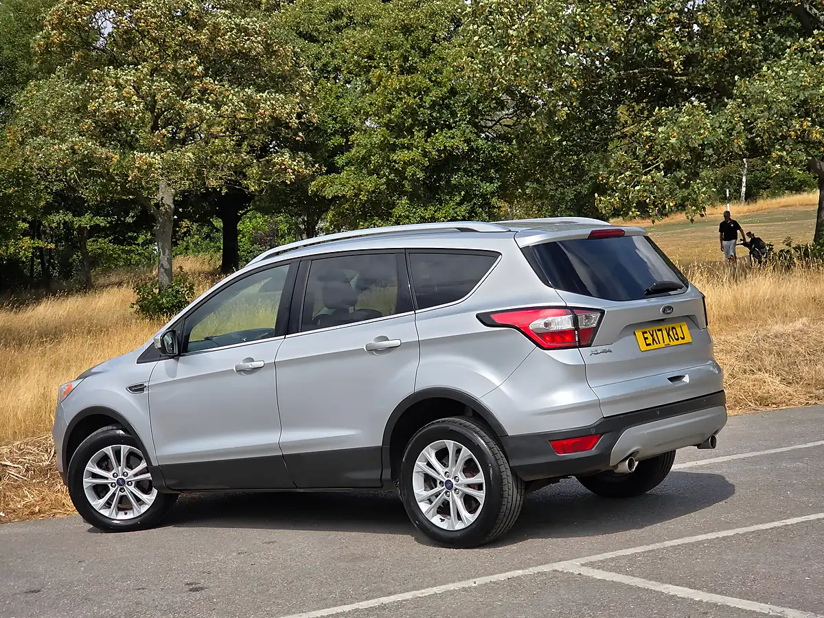 Used 2017 Ford Kuga Titanium Silver - Interior and Exterior details 5