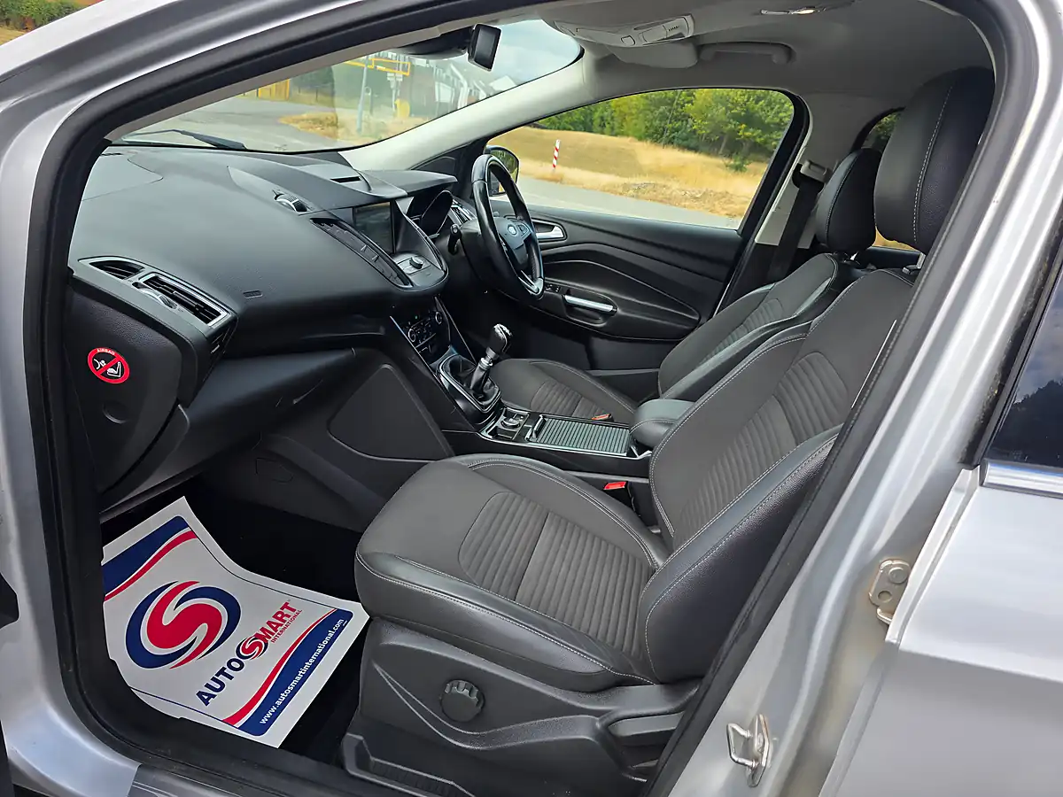Used 2017 Ford Kuga Titanium Silver - Interior and Exterior details 9