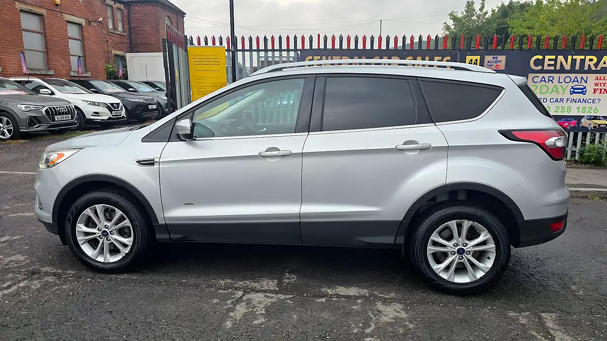 Used 2017 Ford Kuga Titanium Silver - Interior and Exterior details 11