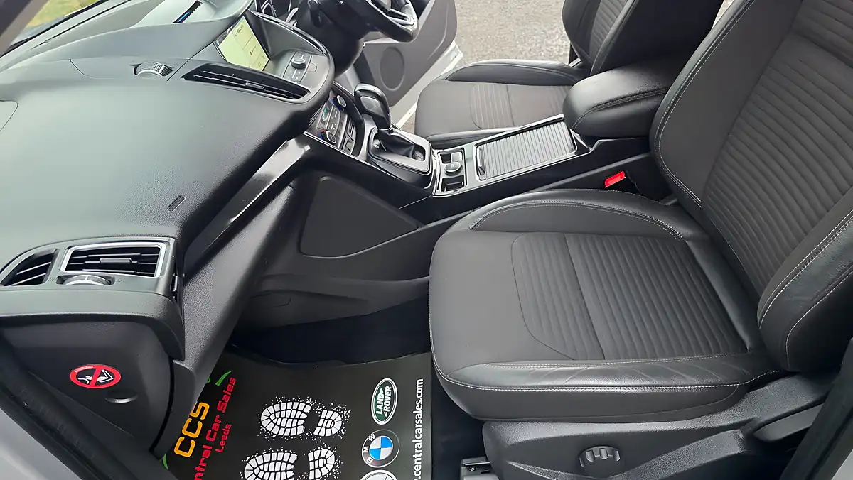 Used 2017 Ford Kuga Titanium Silver - Interior and Exterior details 15