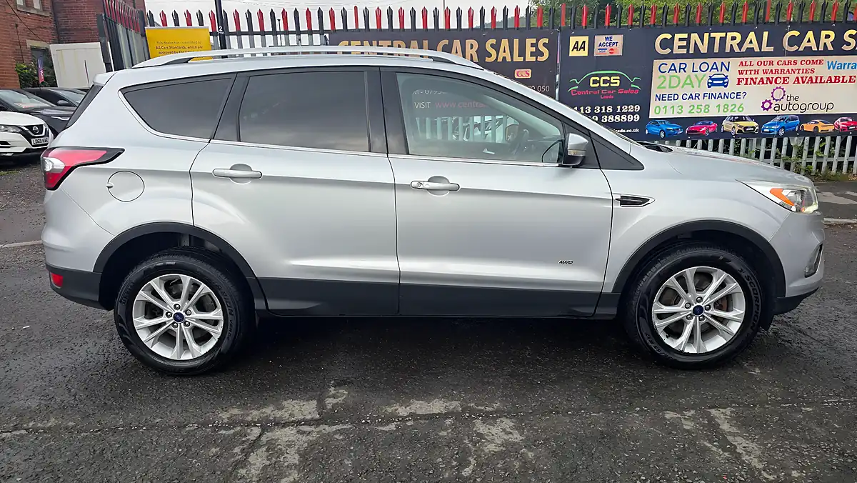 Used 2017 Ford Kuga Titanium Silver - Interior and Exterior details 8