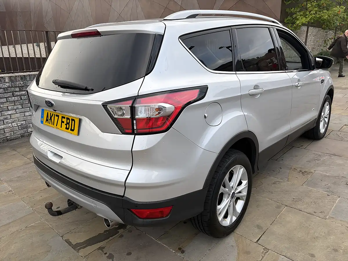 Used 2017 Ford Kuga Titanium Silver - Interior and Exterior details 3