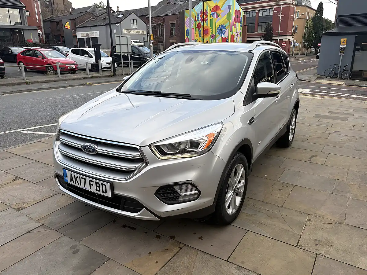 Used 2017 Ford Kuga Titanium Silver - Interior and Exterior details 6