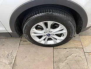 Used 2017 Ford Kuga Titanium Silver - Interior and Exterior details 8