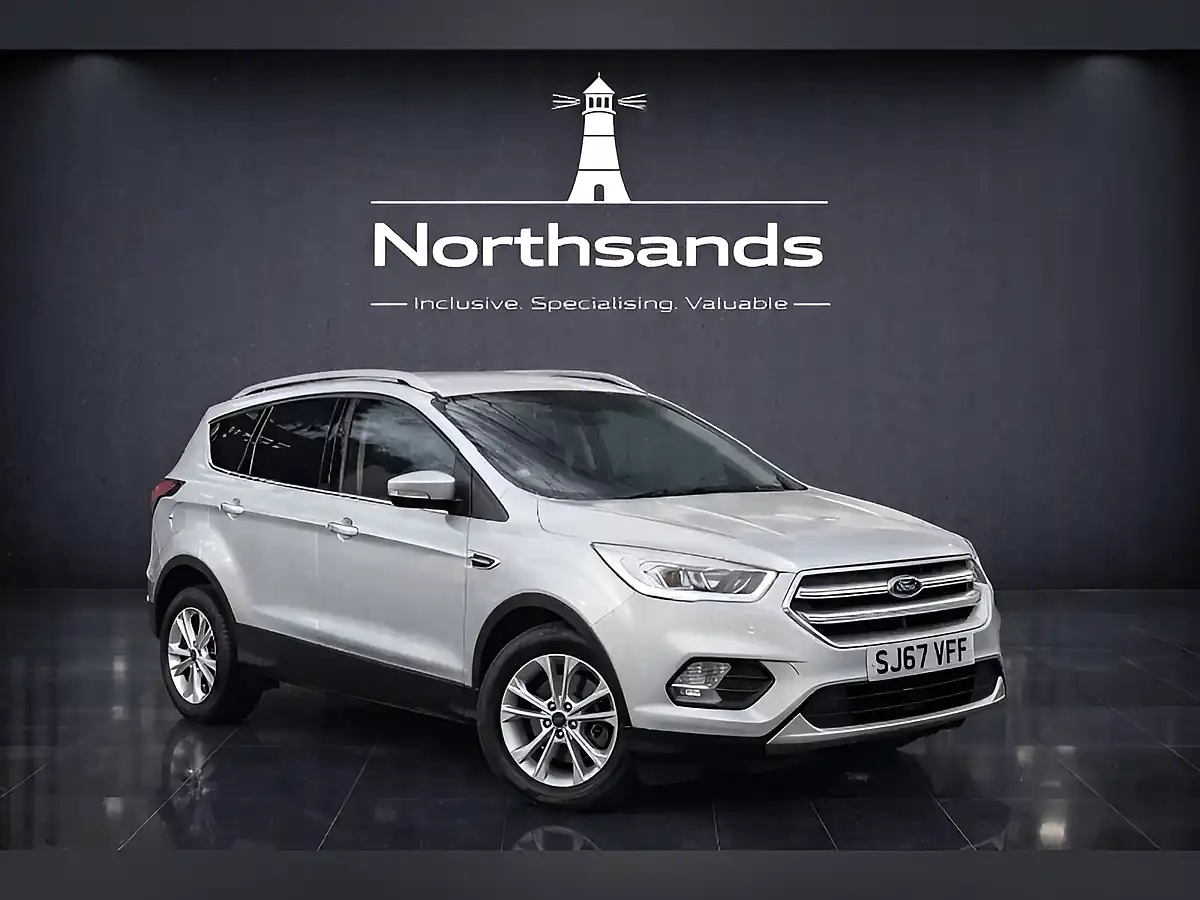 Used 2017 Ford Kuga Titanium Silver - Front View