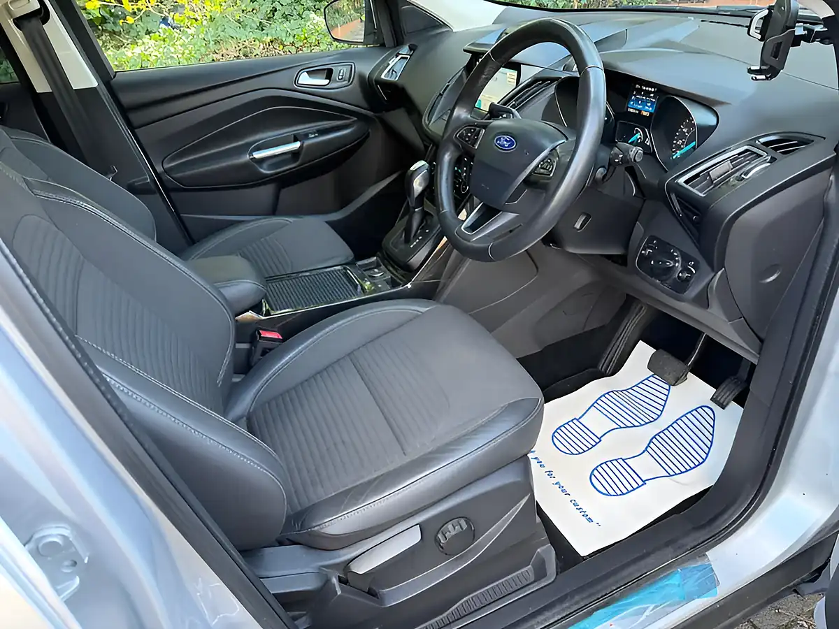 Used 2017 Ford Kuga Titanium Silver - Interior and Exterior details 12