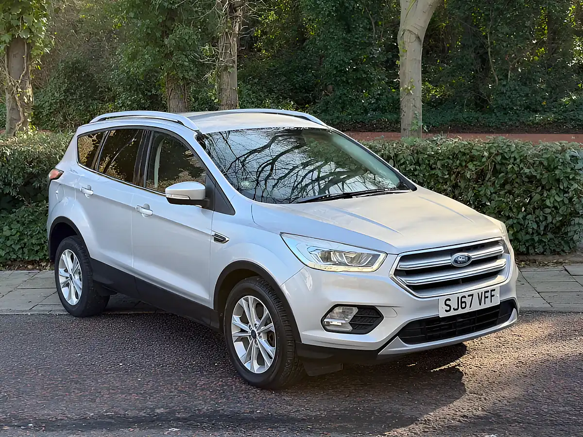 Used 2017 Ford Kuga Titanium Silver - Interior and Exterior details 3
