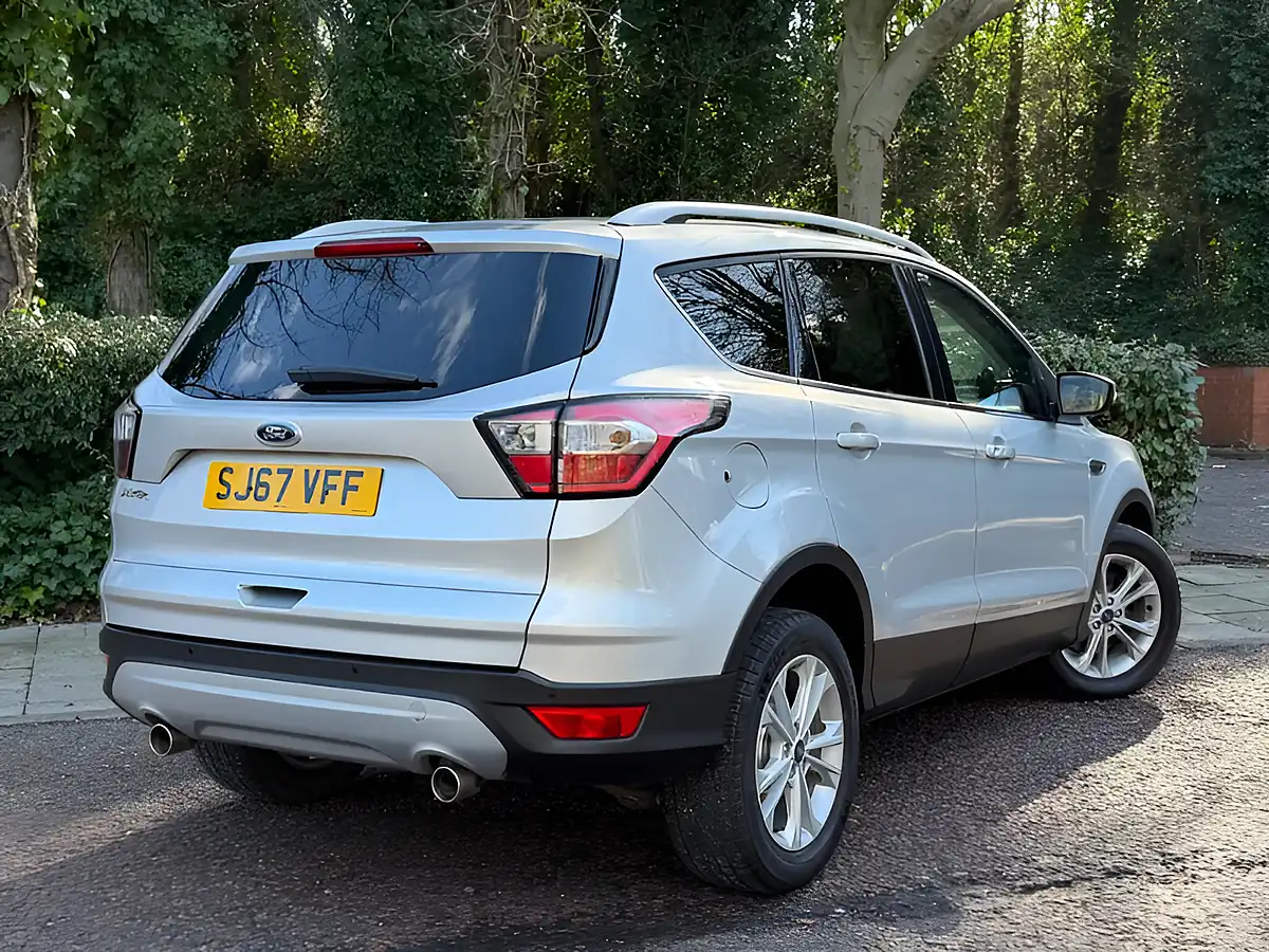 Used 2017 Ford Kuga Titanium Silver - Interior and Exterior details 6