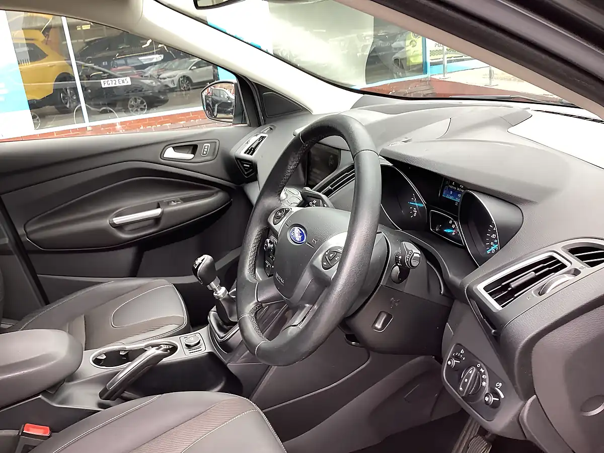 Used 2017 Ford Kuga Titanium Sport Grey - Interior and Exterior details 6