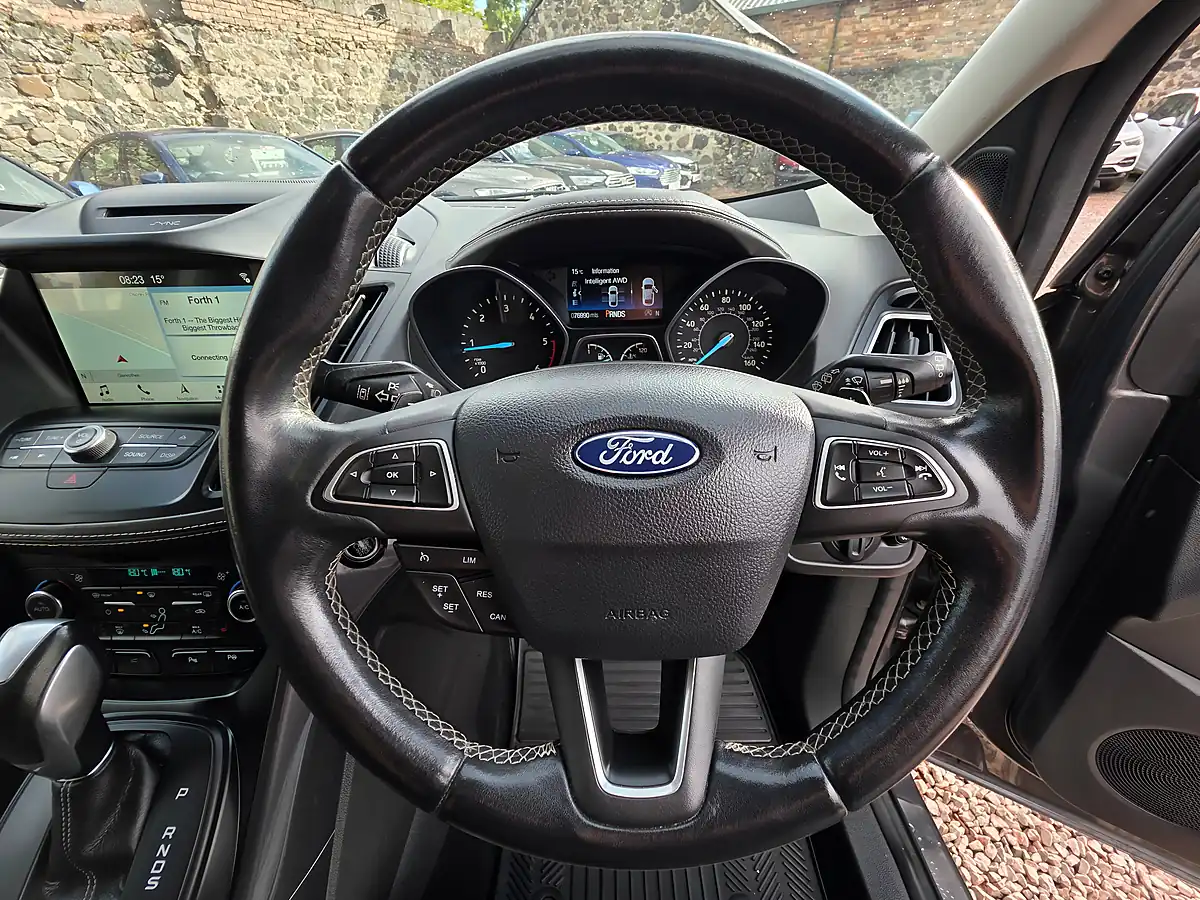 Used 2017 Ford Kuga Vignale Grey - Interior and Exterior details 9