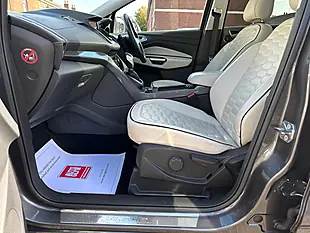 Used 2017 Ford Kuga Vignale Grey - Interior and Exterior details 12