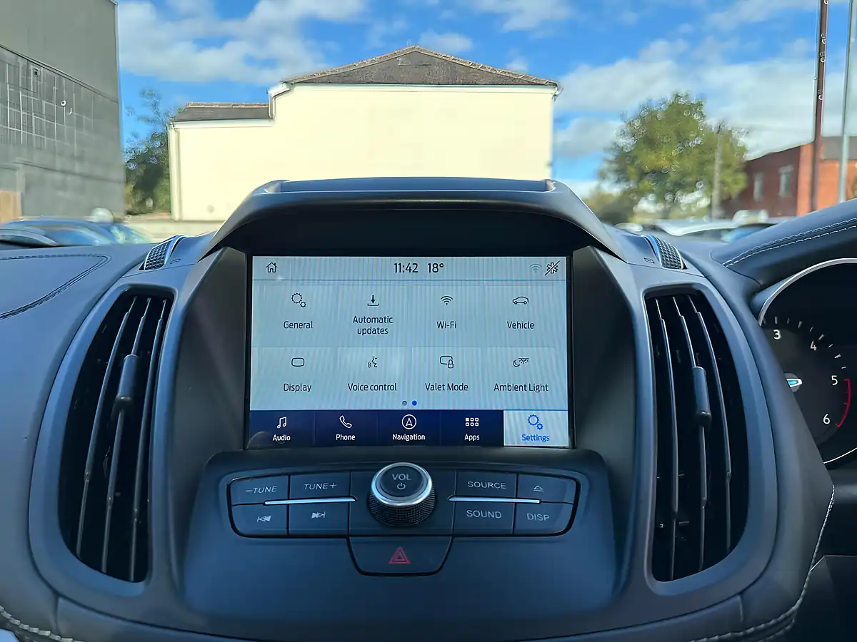 Used 2017 Ford Kuga Vignale Grey - Interior and Exterior details 17