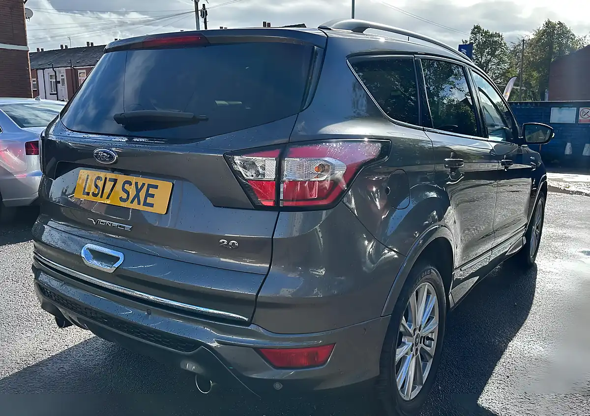Used 2017 Ford Kuga Vignale Grey - Interior and Exterior details 7