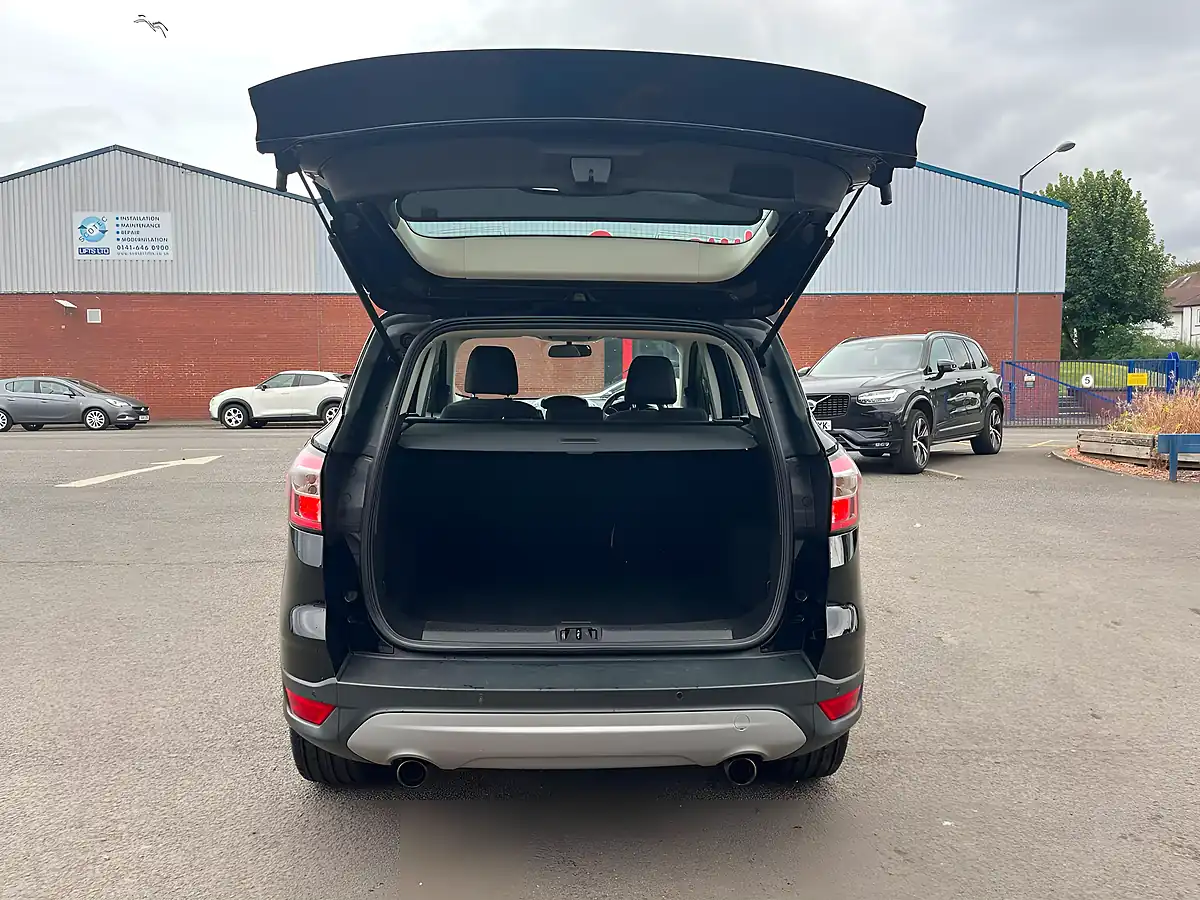 Used 2017 Ford Kuga Zetec Black - Interior and Exterior details 7