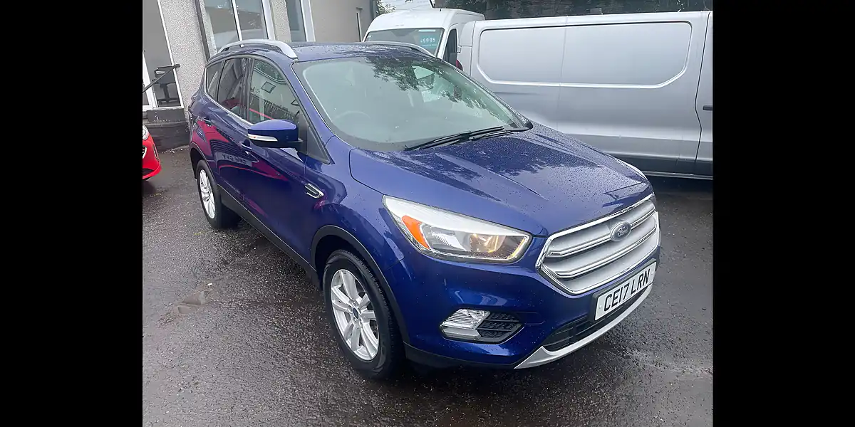 Used 2017 Ford Kuga Zetec Blue - Front View