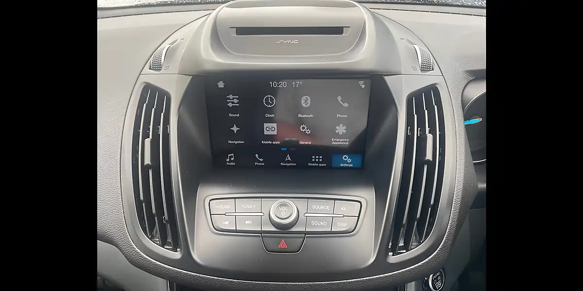 Used 2017 Ford Kuga Zetec Blue - Interior and Exterior details 13