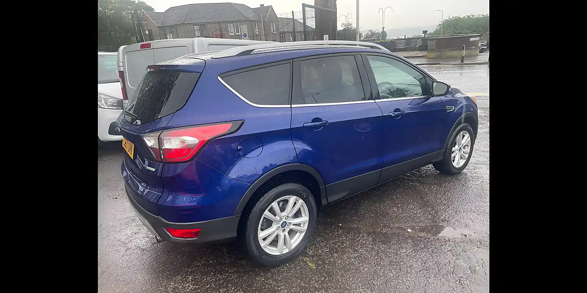 Used 2017 Ford Kuga Zetec Blue - Interior and Exterior details 4