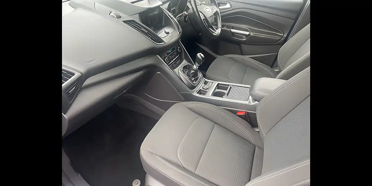 Used 2017 Ford Kuga Zetec Blue - Interior and Exterior details 8