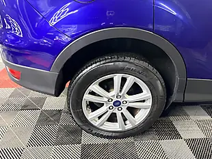 Used 2017 Ford Kuga Zetec Blue - Interior and Exterior details 15