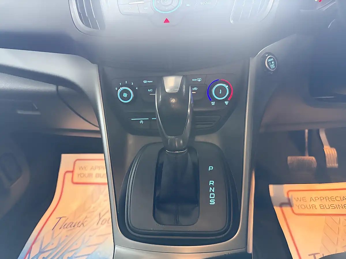 Used 2017 Ford Kuga Zetec Blue - Interior and Exterior details 19