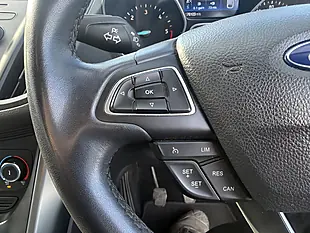 Used 2017 Ford Kuga Zetec Grey - Interior and Exterior details 10
