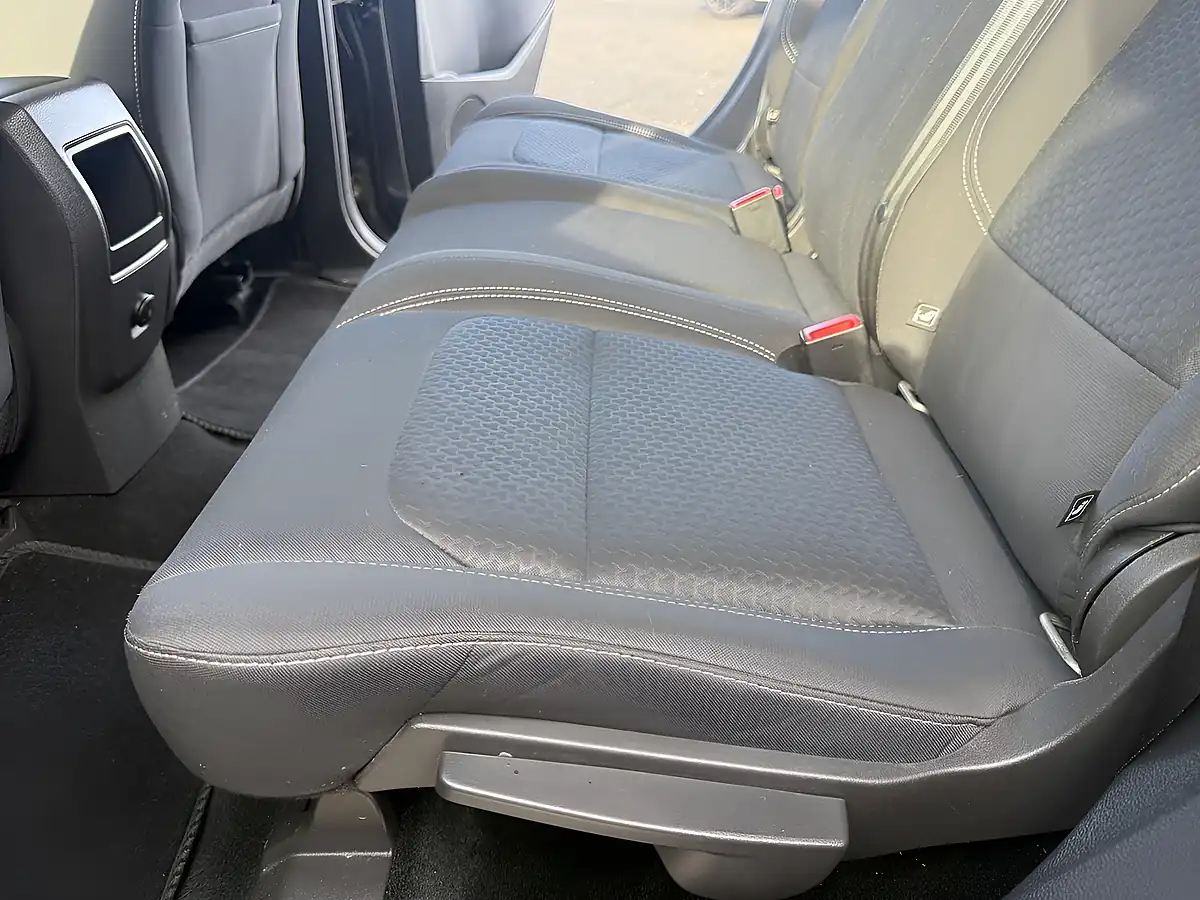 Used 2017 Ford Kuga Zetec Grey - Interior and Exterior details 15
