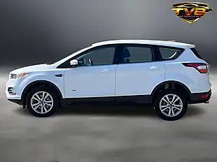 Used 2017 Ford Kuga Zetec Platinum White - Interior and Exterior details 10