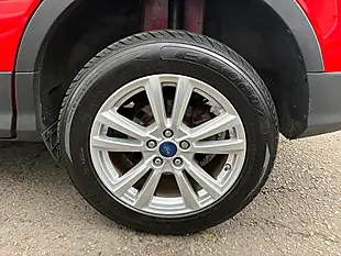 Used 2017 Ford Kuga Zetec Red - Interior and Exterior details 10