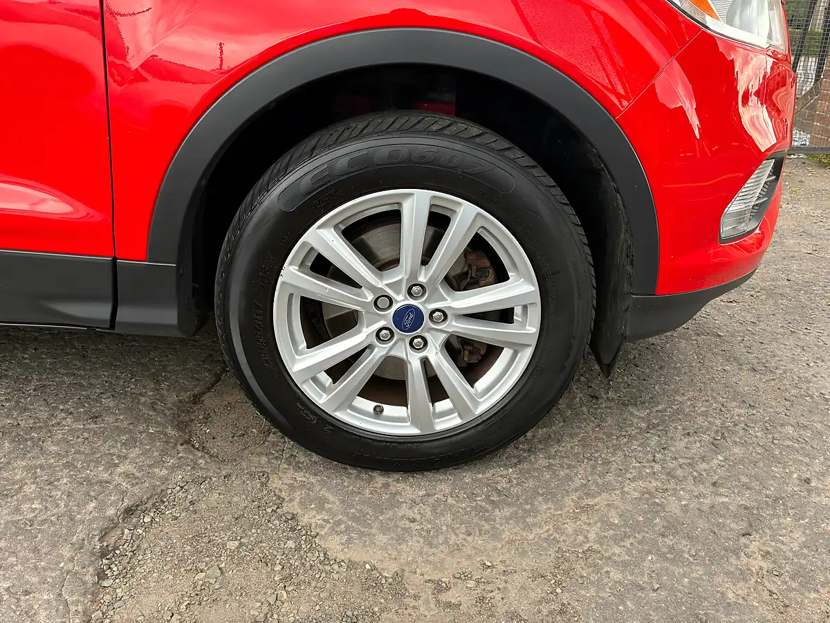 Used 2017 Ford Kuga Zetec Red - Interior and Exterior details 12