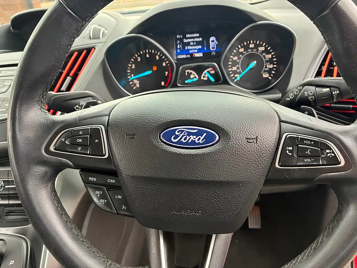 Used 2017 Ford Kuga Zetec Red - Interior and Exterior details 16
