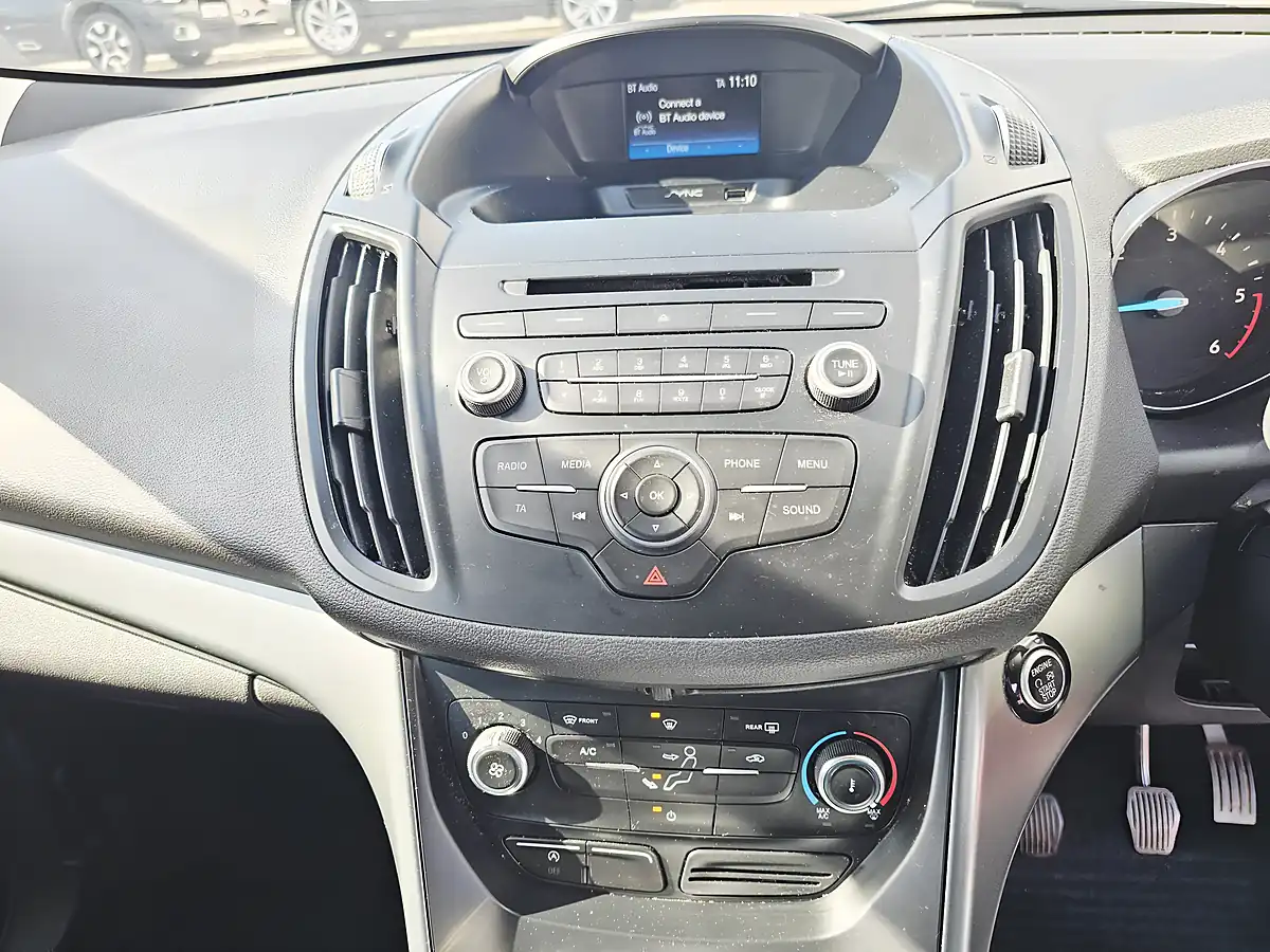 Used 2017 Ford Kuga Zetec Silver - Interior and Exterior details 11