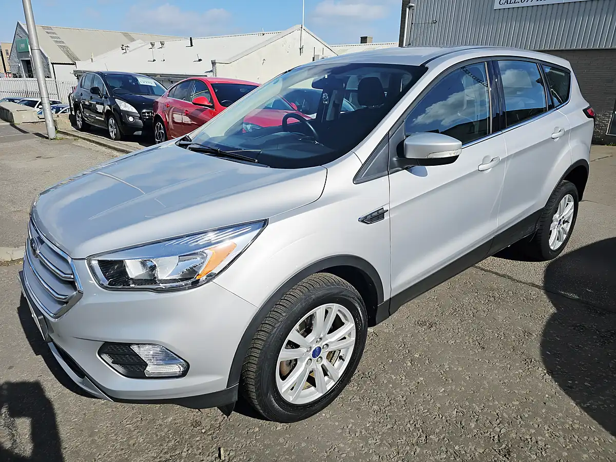 Used 2017 Ford Kuga Zetec Silver - Interior and Exterior details 6