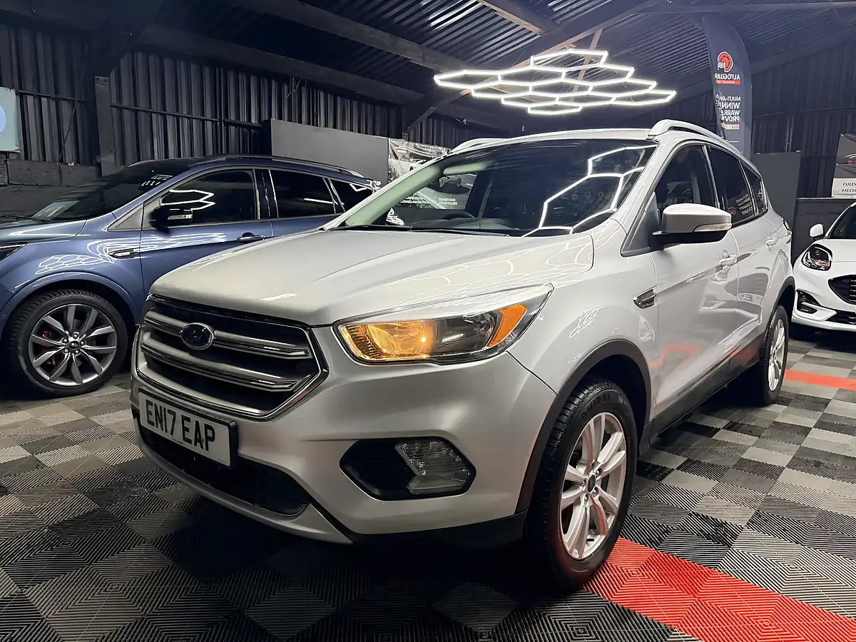 Used 2017 Ford Kuga Zetec Silver - Interior and Exterior details 10