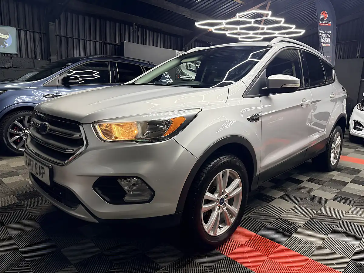 Used 2017 Ford Kuga Zetec Silver - Interior and Exterior details 11