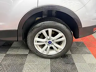 Used 2017 Ford Kuga Zetec Silver - Interior and Exterior details 15