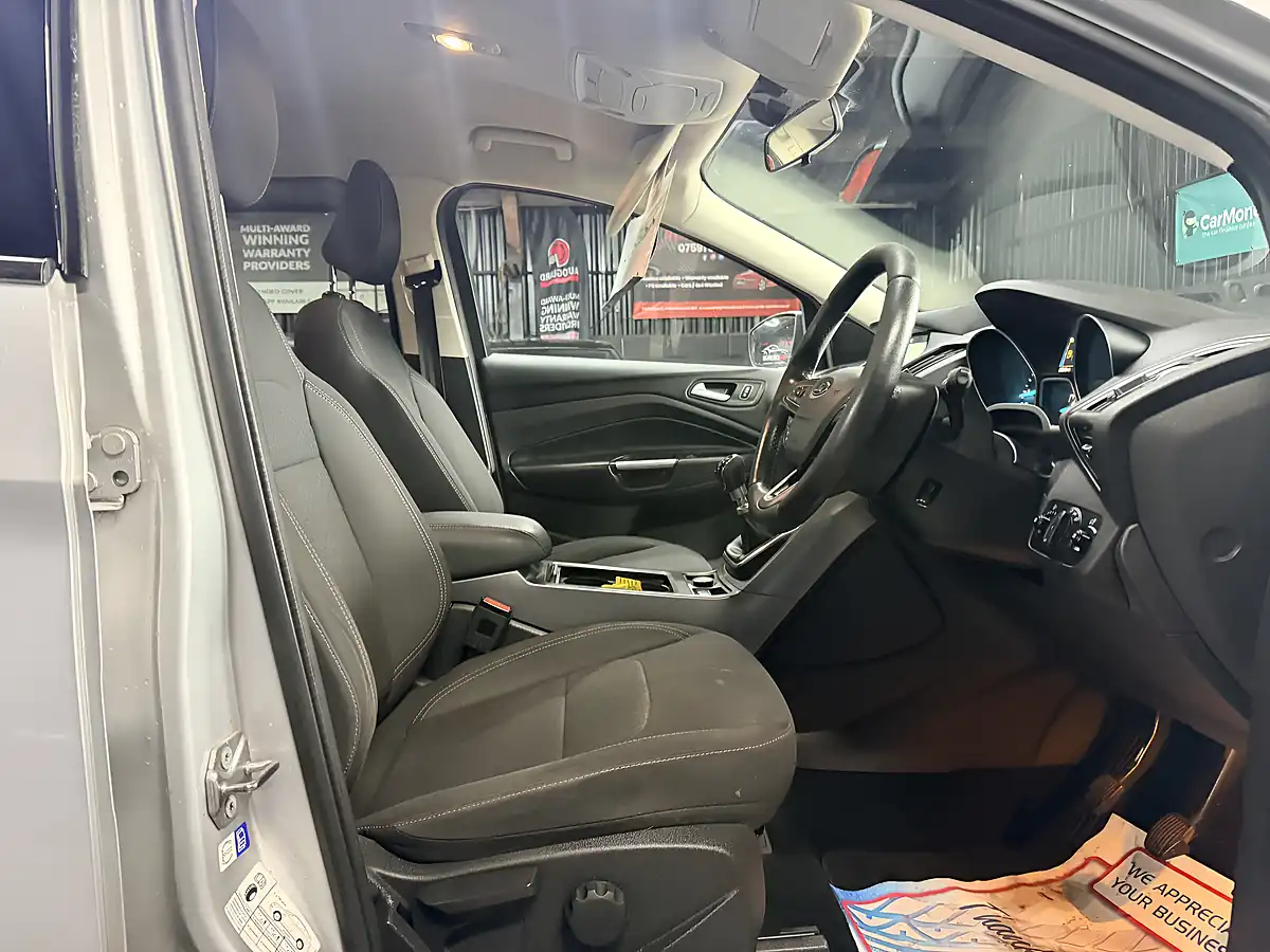Used 2017 Ford Kuga Zetec Silver - Interior and Exterior details 20