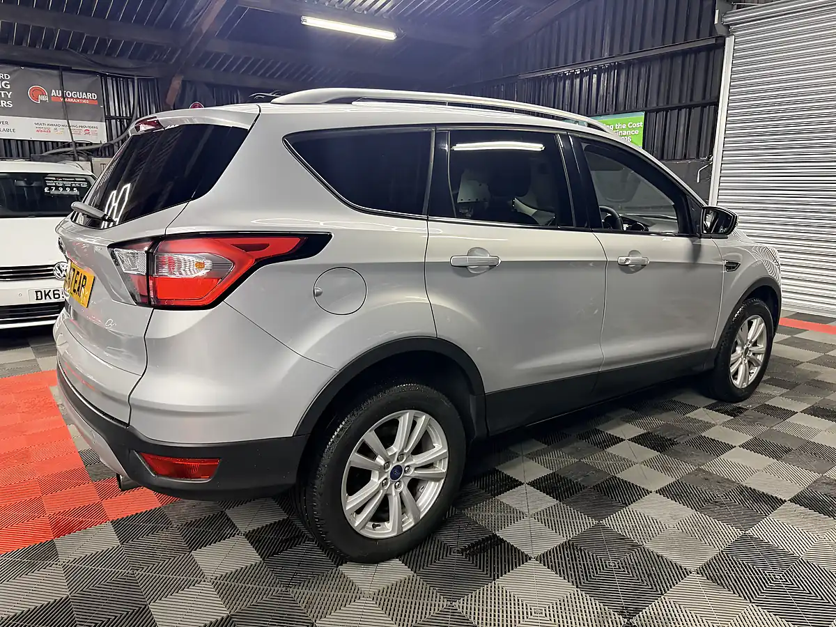 Used 2017 Ford Kuga Zetec Silver - Interior and Exterior details 3