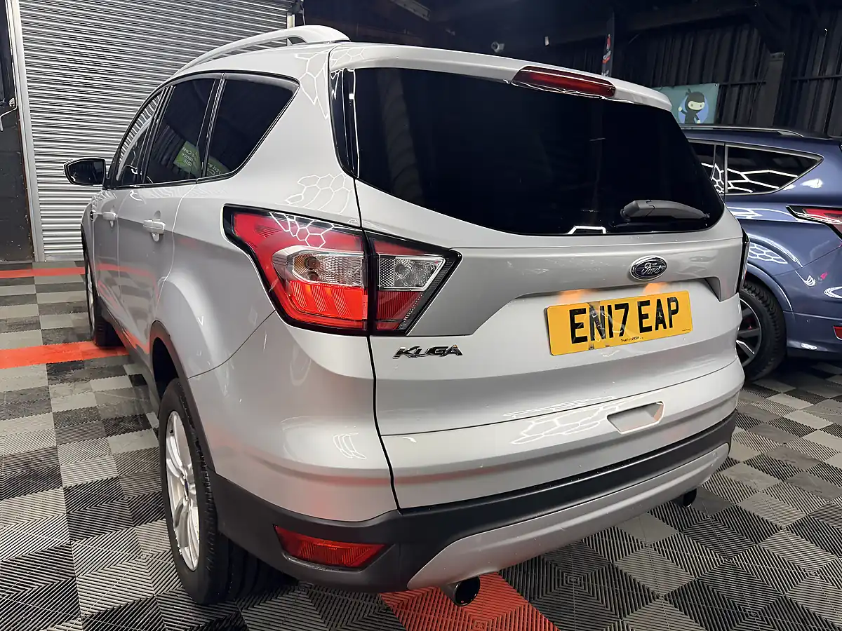 Used 2017 Ford Kuga Zetec Silver - Interior and Exterior details 6