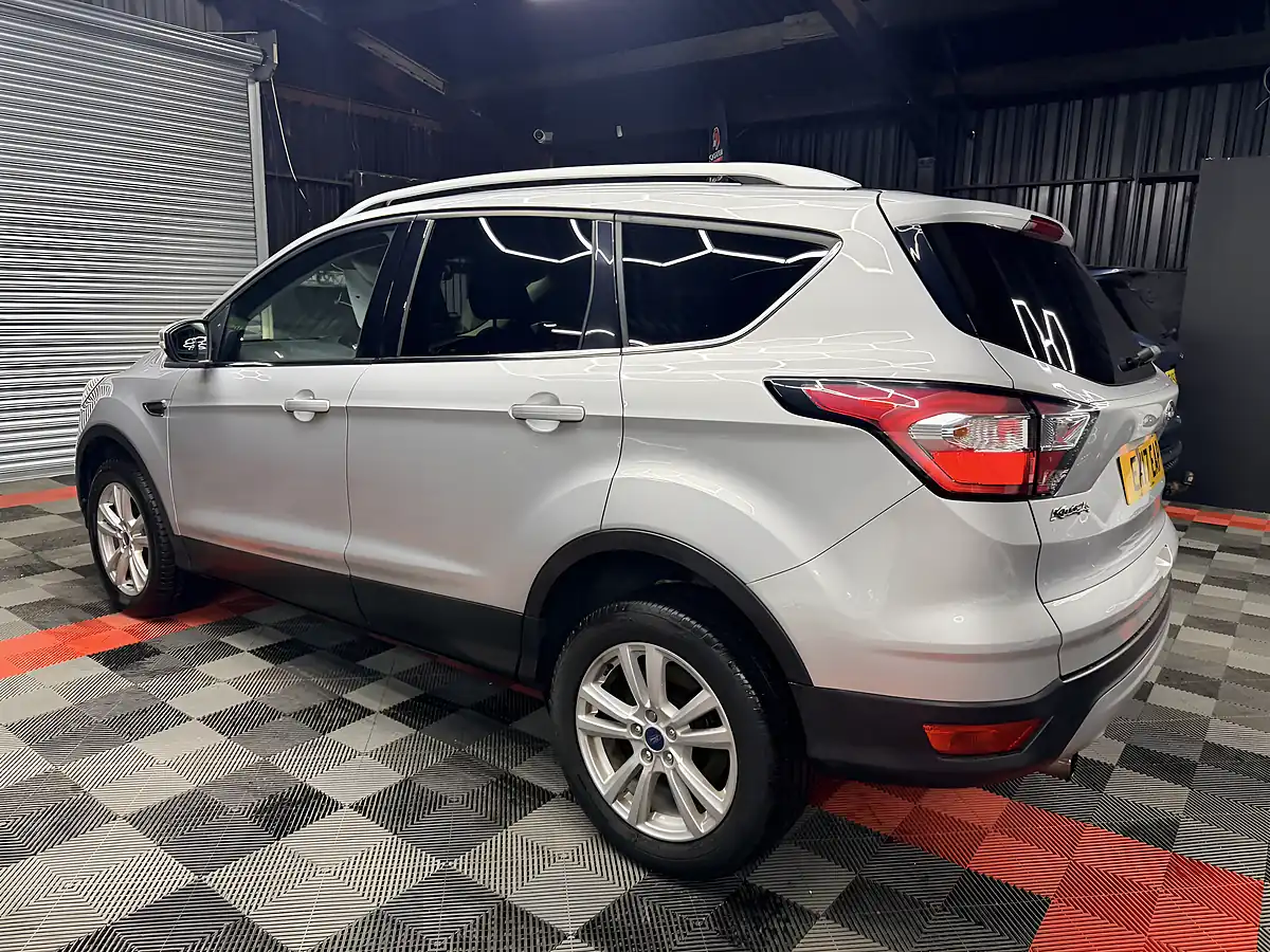 Used 2017 Ford Kuga Zetec Silver - Interior and Exterior details 8