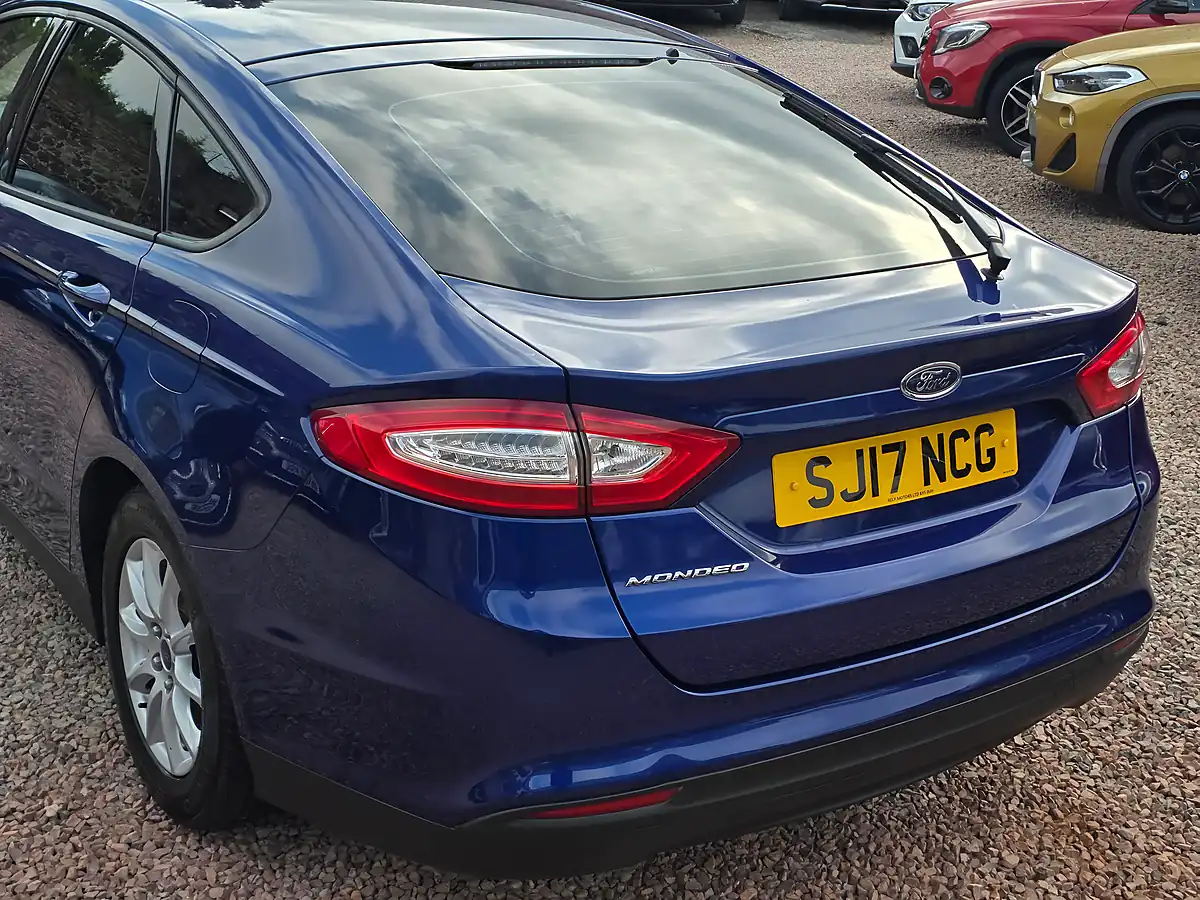 Used 2017 Ford Mondeo Econetic Style Deep Impact Blue - Interior and Exterior details 16