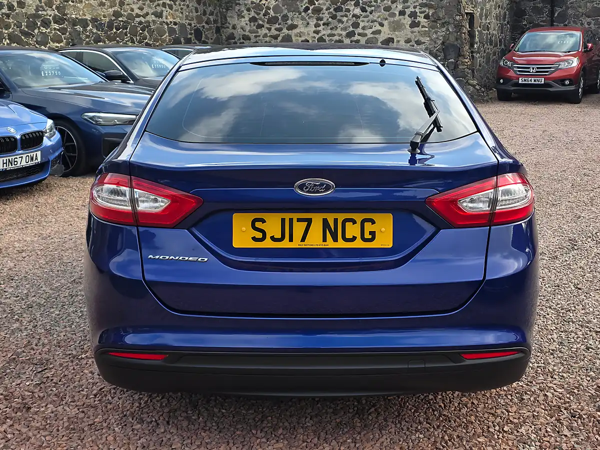Used 2017 Ford Mondeo Econetic Style Deep Impact Blue - Interior and Exterior details 17